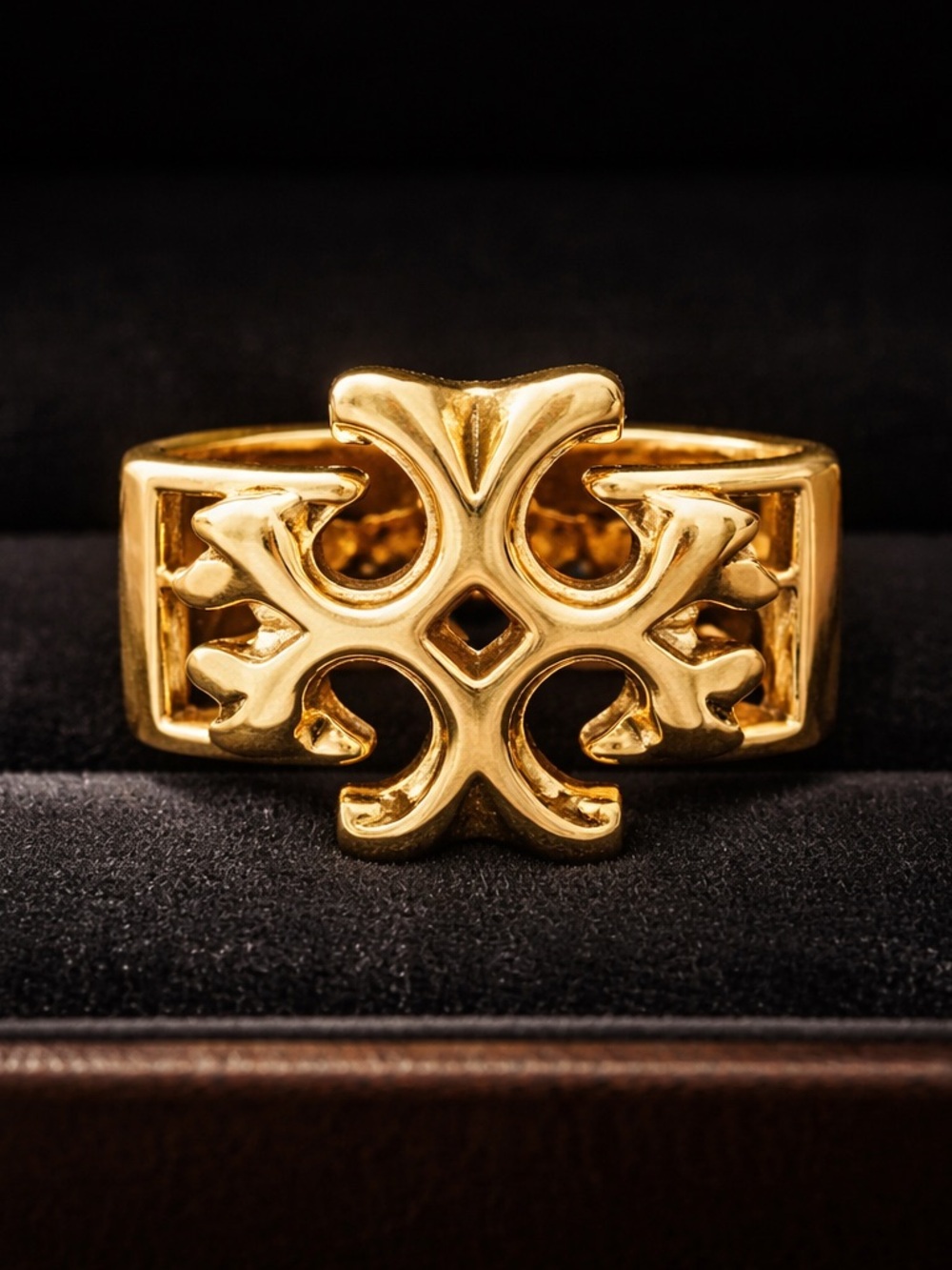 Tory Burch Gold-Tone Men's Crest Ring